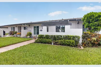 5810 Areca Palm #B, Delray Beach, FL 33484 - Photo 2
