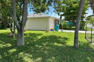 806 NW 1st St, Boynton Beach, FL 33435 - Photo 4