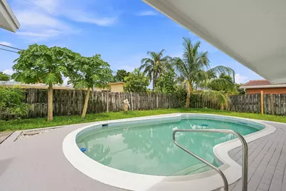 8481 NW 24th Street, Sunrise, FL 33322 - Photo 32