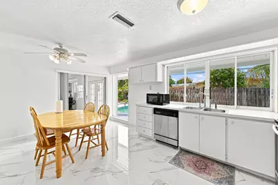 8481 NW 24th Street, Sunrise, FL 33322 - Photo 16