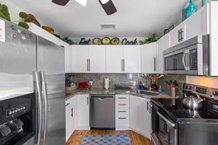 2515 NE 8th Ave, Wilton Manors, FL 33305 - Photo 6