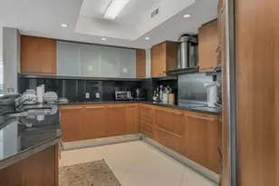 9401 Collins Ave, Surfside, FL 33154 - Photo 20