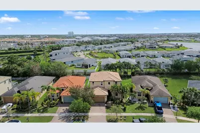 11316 SW Barton Way, Port Saint Lucie, FL 34987 - Photo 2