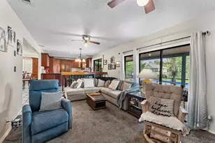 1726 Treehaven Ct, Wellington, FL 33414 - Photo 14
