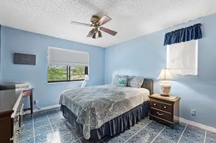 1726 Treehaven Ct, Wellington, FL 33414 - Photo 22