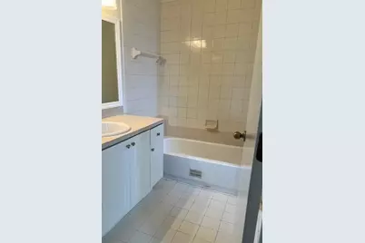 2140 SW 87th Way, Miramar, FL 33025 - Photo 8