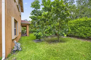 742 Cresta Cir, West Palm Beach, FL 33413 - Photo 48