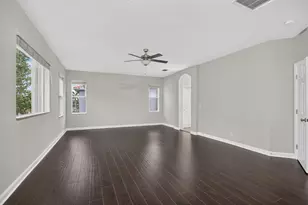 742 Cresta Cir, West Palm Beach, FL 33413 - Photo 24