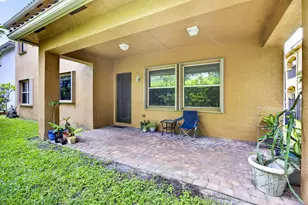 742 Cresta Cir, West Palm Beach, FL 33413 - Photo 48