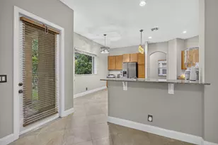 742 Cresta Cir, West Palm Beach, FL 33413 - Photo 14