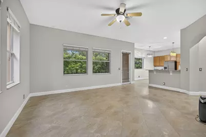 742 Cresta Circle, West Palm Beach, FL 33413 - Photo 14