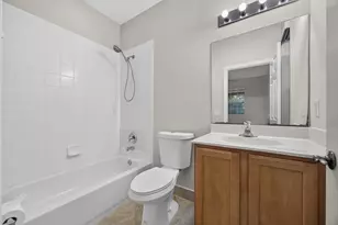 742 Cresta Cir, West Palm Beach, FL 33413 - Photo 42