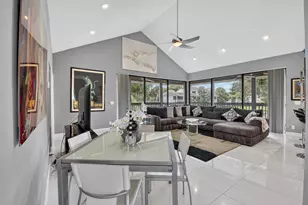 19271 Sabal Lake Dr, Boca Raton, FL 33434 - Photo 10