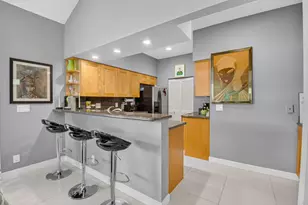 19271 Sabal Lake Dr, Boca Raton, FL 33434 - Photo 4