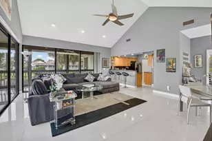 19271 Sabal Lake Dr, Boca Raton, FL 33434 - Photo 2