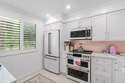 6169 Balboa Circle #202, Boca Raton, FL 33433 - Photo 6