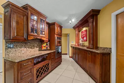 10010 NW 135th Street, Hialeah, FL 33018 - Photo 12