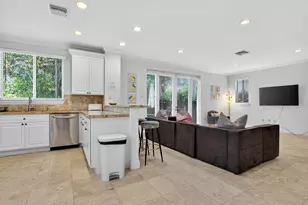1705 NE 11th St, Fort Lauderdale, FL 33304 - Photo 10