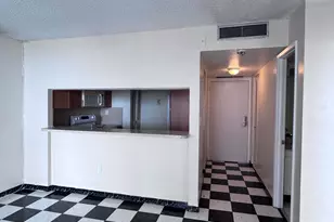 600 NE 36th St, Miami, FL 33137 - Photo 14