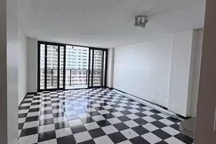 600 NE 36th St, Miami, FL 33137 - Photo 12