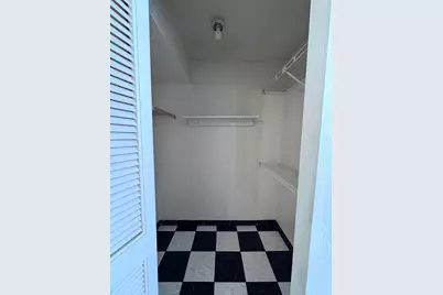600 NE 36th Street #1112, Miami, FL 33137 - Photo 24