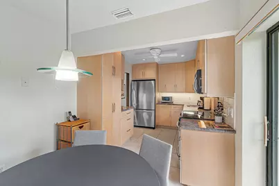 27 Stratford Lane W #D, Boynton Beach, FL 33436 - Photo 12