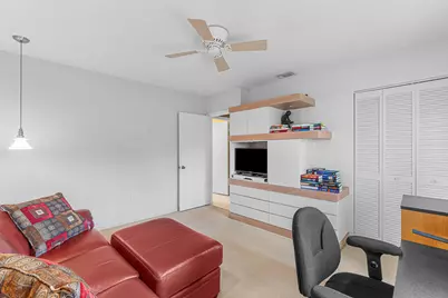 27 Stratford Lane W #D, Boynton Beach, FL 33436 - Photo 16