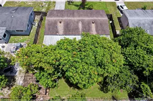 4862 Andros Dr, West Palm Beach, FL 33407 - Photo 14