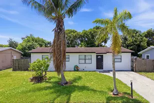 4862 Andros Dr, West Palm Beach, FL 33407 - Photo 2