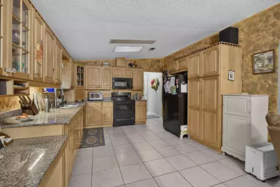 15182 Steffen Lane, Loxahatchee Groves, FL 33470 - Photo 2