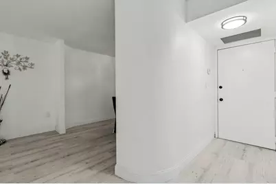 2800 N 46th Avenue #A404, Hollywood, FL 33021 - Photo 26