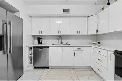 2800 N 46th Avenue #A404, Hollywood, FL 33021 - Photo 18