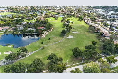 2800 N 46th Avenue #A404, Hollywood, FL 33021 - Photo 4