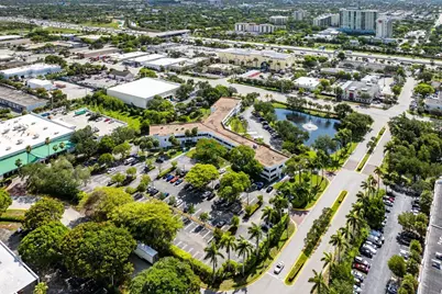 555 SW 12th Avenue #206, Pompano Beach, FL 33069 - Photo 8