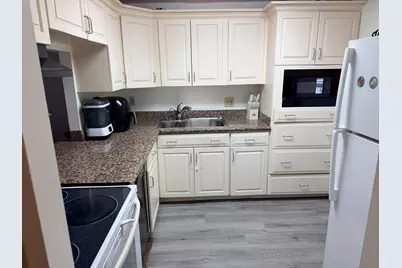 480 Executive Center Drive #3H, West Palm Beach, FL 33401 - Photo 1