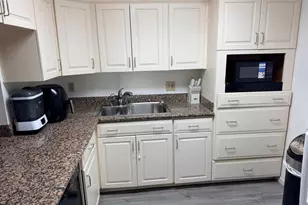480 Executive Center Dr, West Palm Beach, FL 33401 - Photo 2