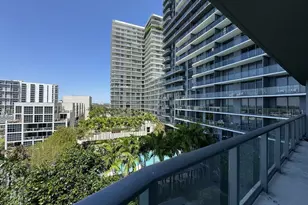 121 NE 34th St, Miami, FL 33137 - Photo 36