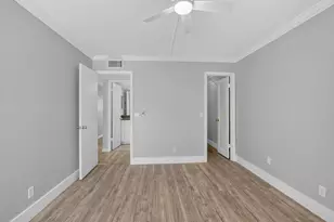 68 Normandy B, Delray Beach, FL 33484 - Photo 10