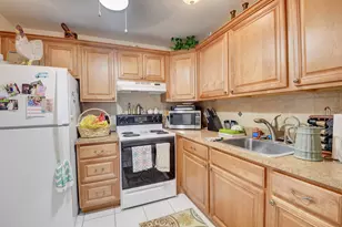 450 Brittany Dr, Delray Beach, FL 33446 - Photo 4