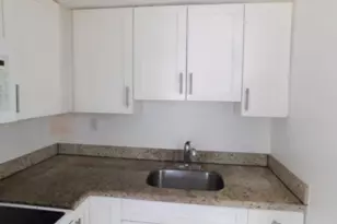 825 NE 6th St, Fort Lauderdale, FL 33304 - Photo 4