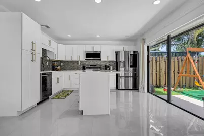 21641 Sutters Lane, Boca Raton, FL 33428 - Photo 14