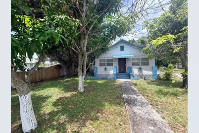 123 N 15th Street, Fort Pierce, FL 34950 - Photo 1