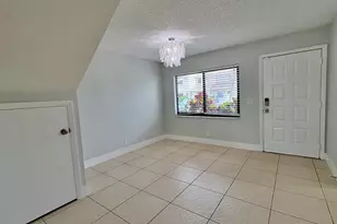 5325 Tennis Ln, Delray Beach, FL 33484 - Photo 2