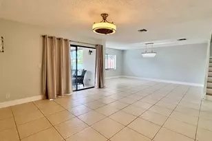 5325 Tennis Ln, Delray Beach, FL 33484 - Photo 6