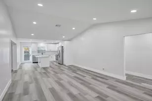 904 NW 51st St, Deerfield Beach, FL 33064 - Photo 10