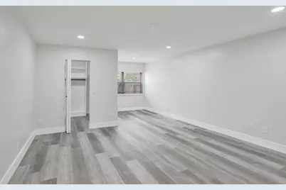 904 NW 51st Street, Deerfield Beach, FL 33064 - Photo 36