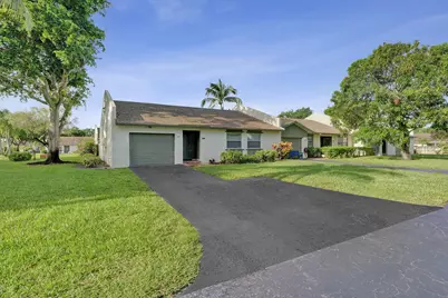 904 NW 51st Street, Deerfield Beach, FL 33064 - Photo 2