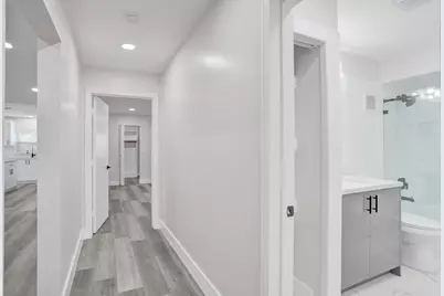 904 NW 51st Street, Deerfield Beach, FL 33064 - Photo 28