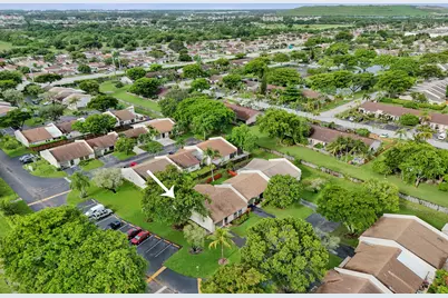 904 NW 51st Street, Deerfield Beach, FL 33064 - Photo 56