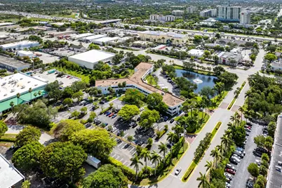 555 SW 12th Avenue #205, Pompano Beach, FL 33069 - Photo 2